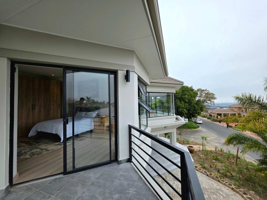 5 Bedroom Property for Sale in Plattekloof Western Cape